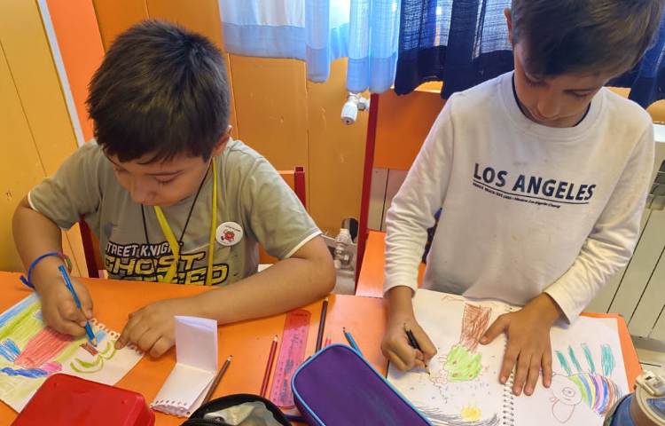 :آموزش نقاشی فیل ساده، کلاس توت فرنگی 5