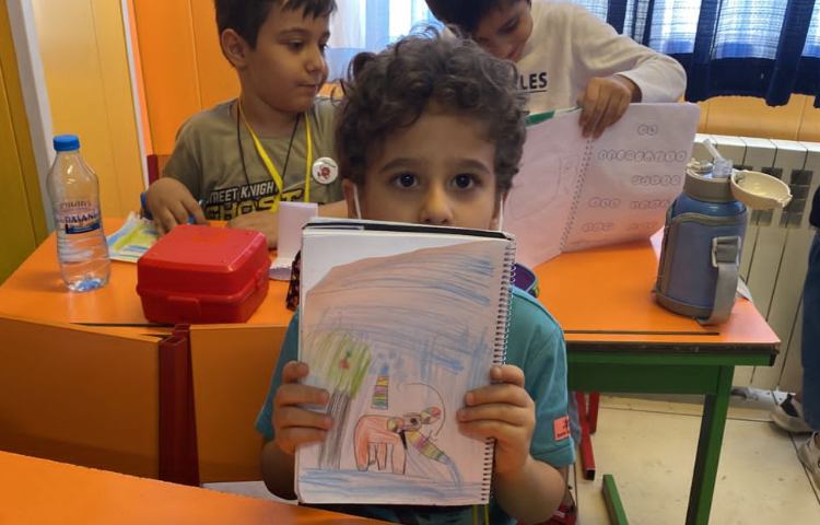 :آموزش نقاشی فیل ساده، کلاس توت فرنگی 6