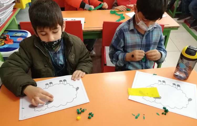 آموزش نقاشی و کلاژ گوسفند 1