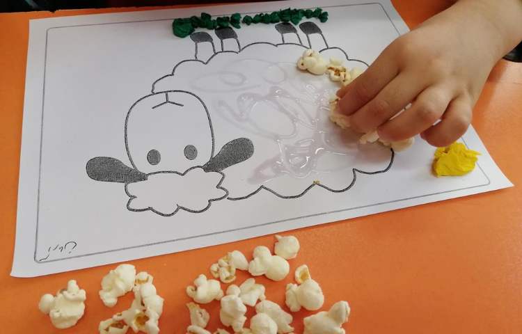 آموزش نقاشی و کلاژ گوسفند 3