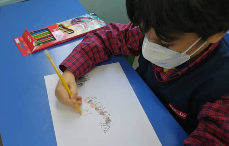 آموزش نقاشی کرم با دایره 4