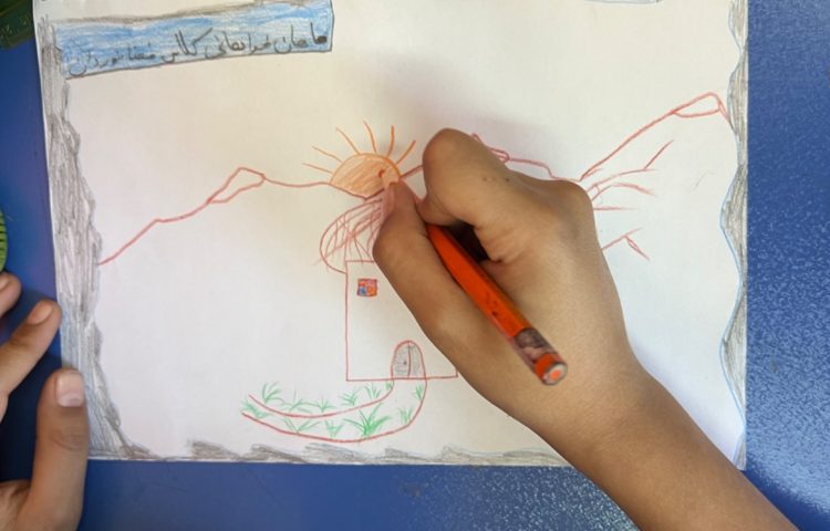 آموزش نقاشی کلبه کاه گلی 6