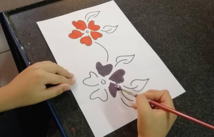 آموزش نقاشی گل 3