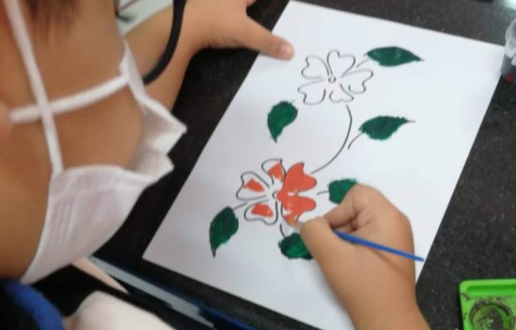 آموزش نقاشی گل 4