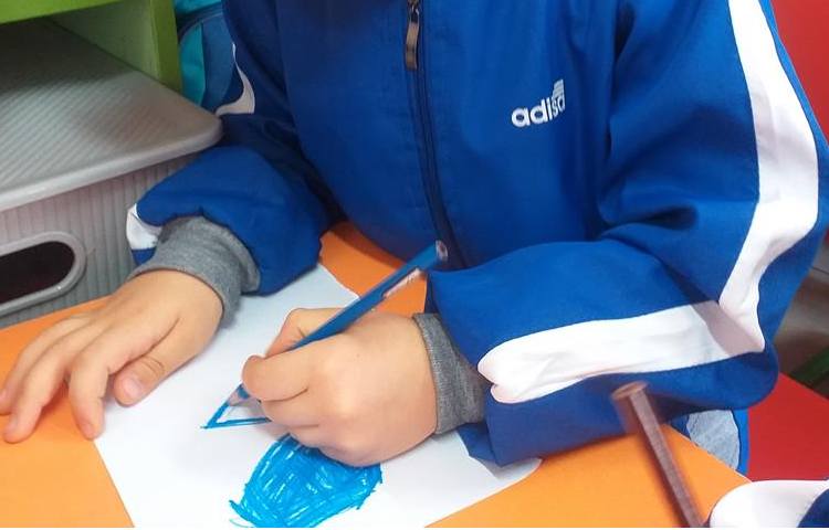 آموزش نوشتن حروف انگلیسی 4