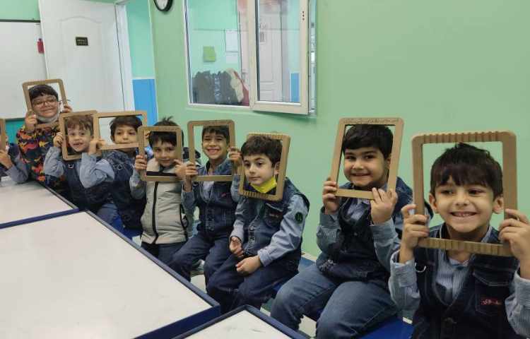 آموزش های اولیه درمورد دارهای قالی بافی 1