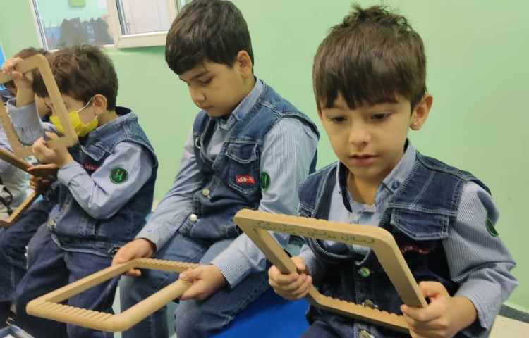 آموزش های اولیه درمورد دارهای قالی بافی 2