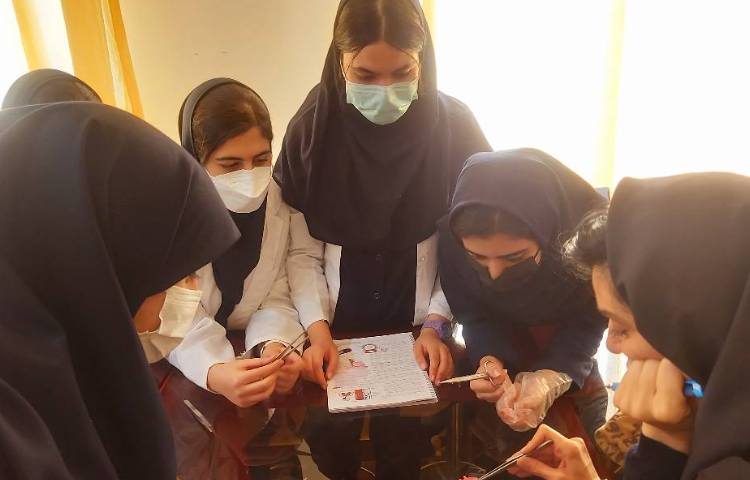 آموزش های لازم در کلاس زیست 3