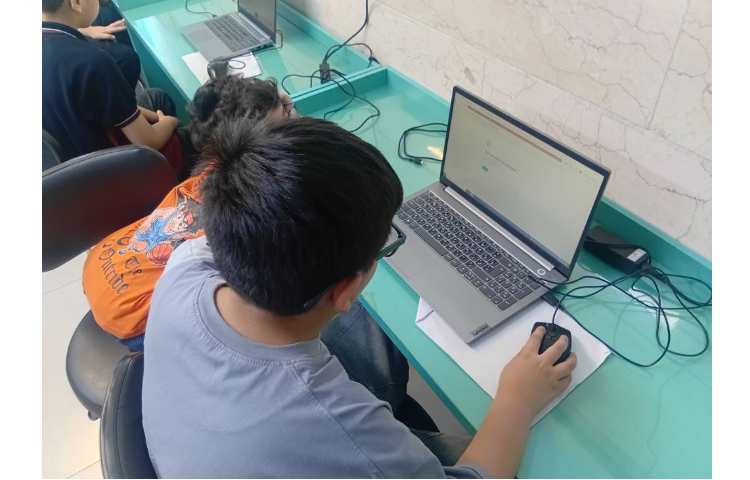 آموزش هوش مصنوعی داستان سازی گویا با AI studio 2