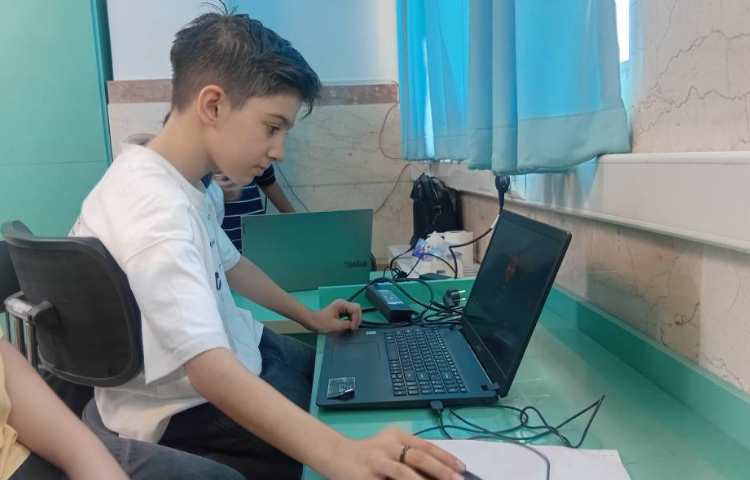 آموزش هوش مصنوعی داستان سازی گویا با AI studio 2