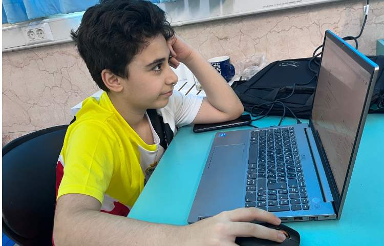 آموزش هوش مصنوعیttsmaker 4