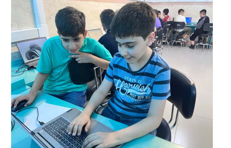 آموزش هوش مصنوعیttsmaker 6