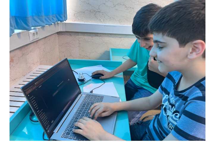 آموزش هوش مصنوعیttsmaker 7