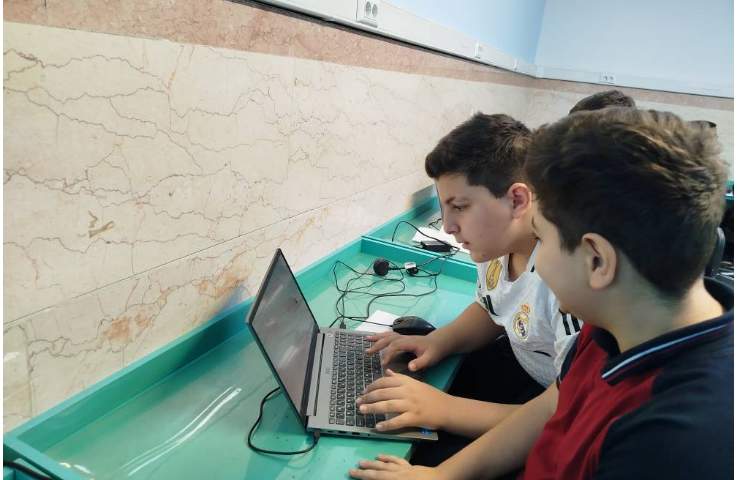 آموزش هوش مصنوعیttsmaker 8