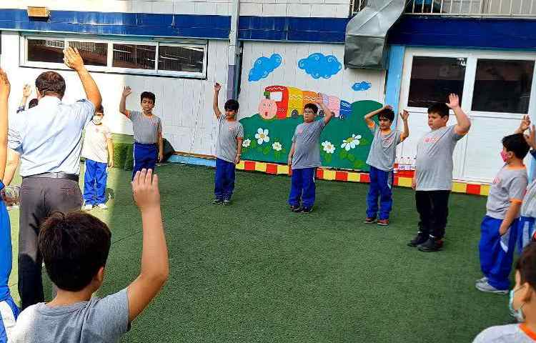 آموزش وضو برای دانش آموزان پایه دوم دبستان 6