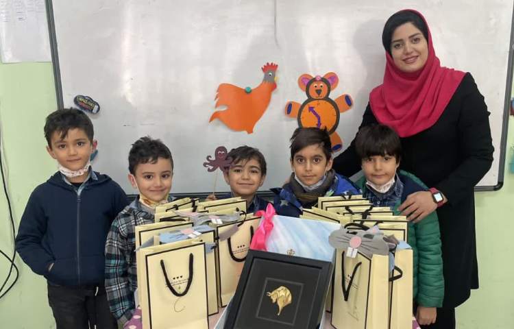 آموزش و ایجاد انگیزه نشانه خ دانش آموزان پایه اول دبستان 3