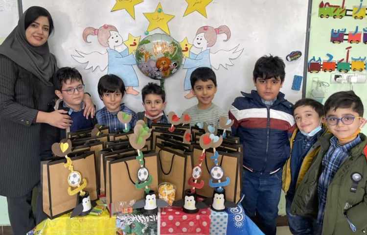 آموزش و ایجاد انگیزه نشانه ف پایه اول