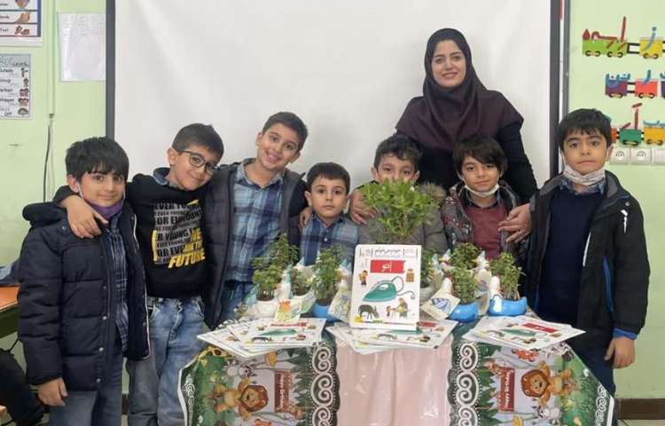 آموزش و ایجاد انگیزه نشانه و پایه اول 3