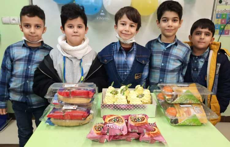 آموزش و ایجاد انگیزه نشانه پایه اول 3