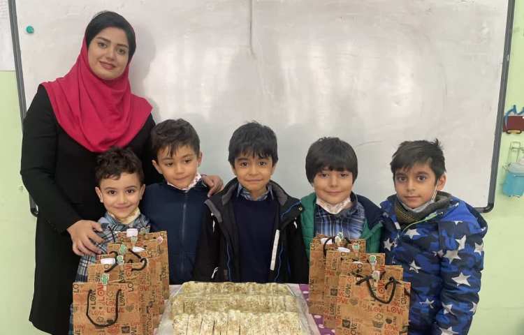 آموزش و ایجاد انگیزه نشانه گ دانش آموزان پایه اول دبستان 4