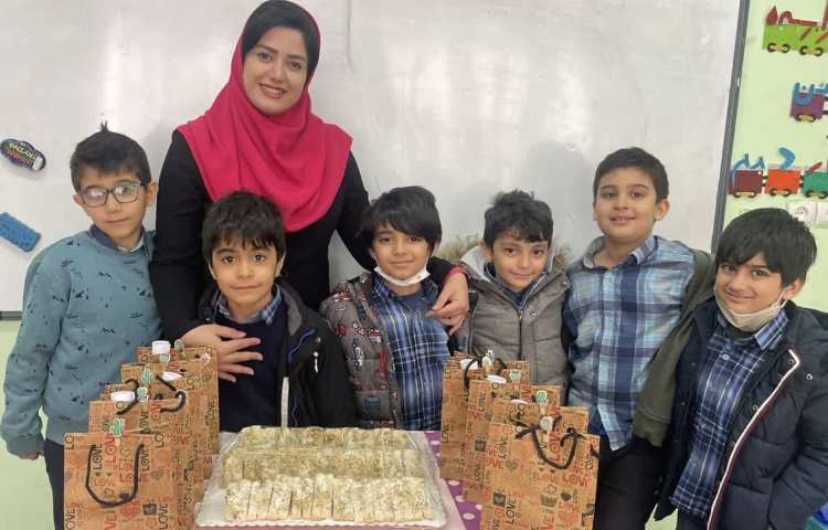 آموزش و ایجاد انگیزه نشانه گ دانش آموزان پایه اول دبستان