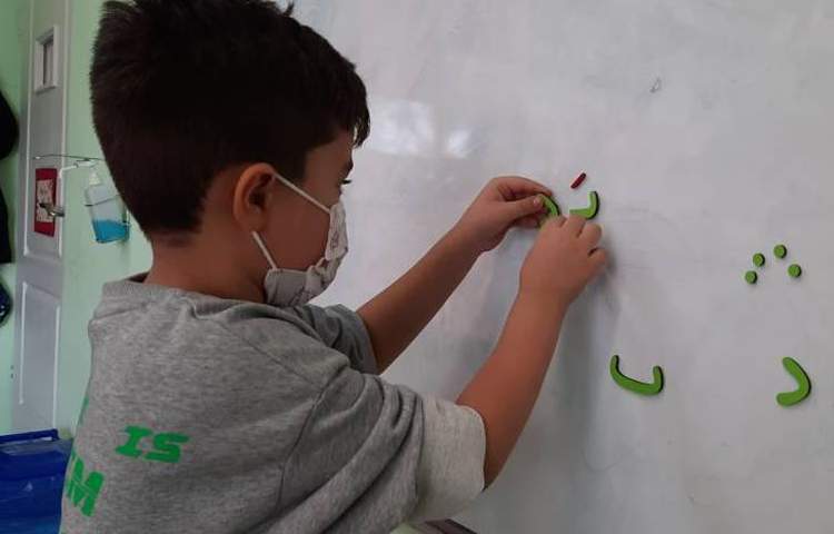 آموزش و تمرین نشانه ها درس فارسی 4