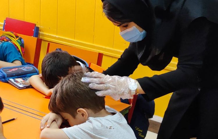 : آموزش و غربالگری پدیکلوز برای دانش آموزان