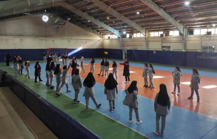 آموزش پاس بالای سر هندبال 1