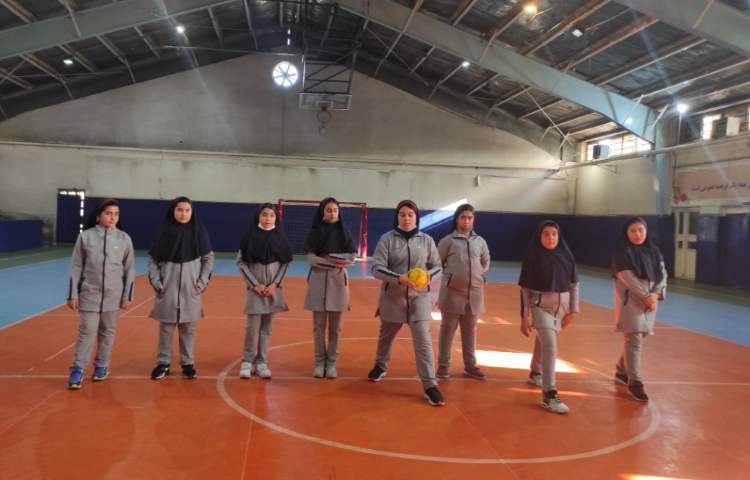 آموزش پاس بالای سر هندبال 3