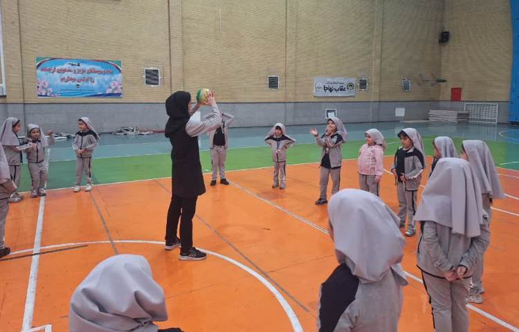 آموزش پرتاب و دریافت توپ 5