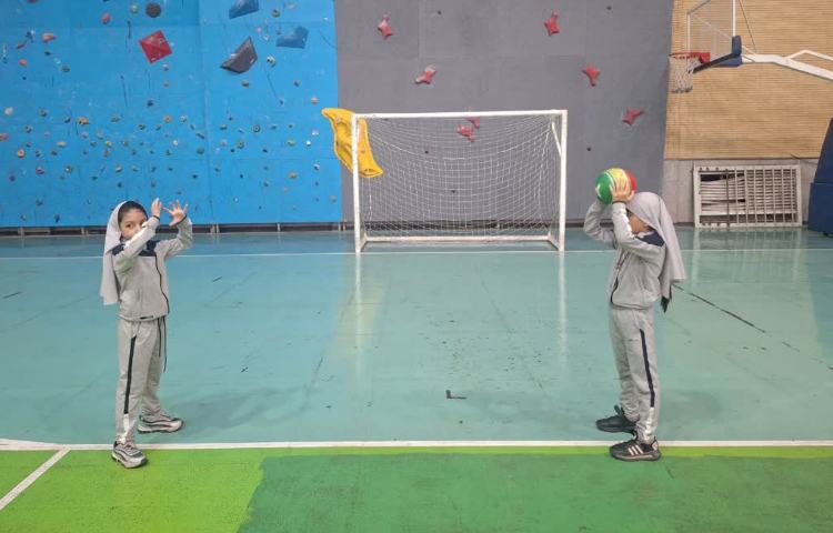 آموزش پرتاب و دریافت توپ 6