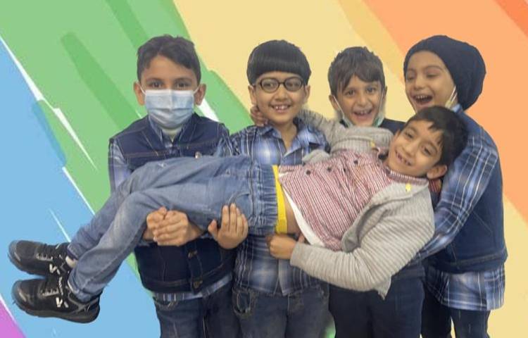 آموزش چوب خط با دانش آموزان پایه اول 2