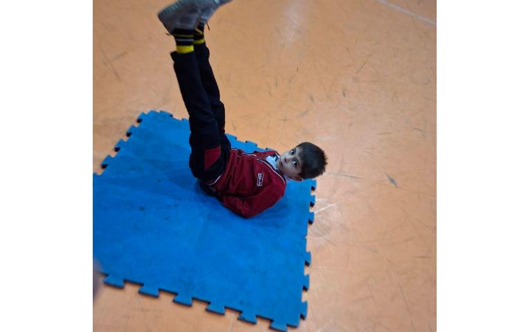 آموزش ژیمناستیک و مهارت های پایه 11