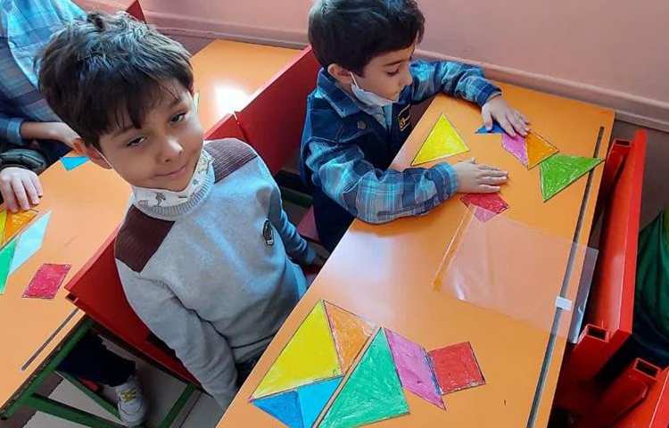 آموزش کار با بازی تانگرام پیش دبستان 1