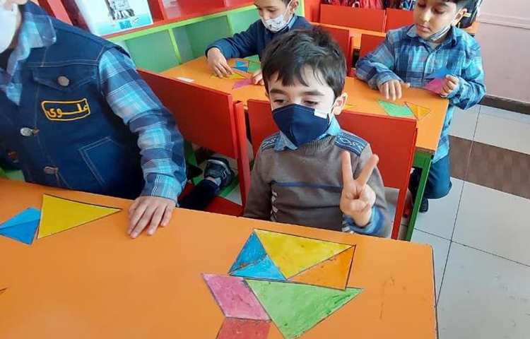 آموزش کار با بازی تانگرام پیش دبستان 2