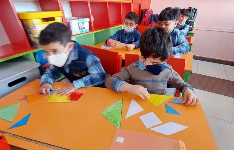 آموزش کار با بازی تانگرام پیش دبستان 3