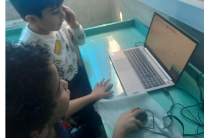 آموزش کامپیوتر : کشیدن پروانه در محیط paint 2