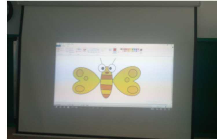 آموزش کامپیوتر : کشیدن پروانه در محیط paint 4