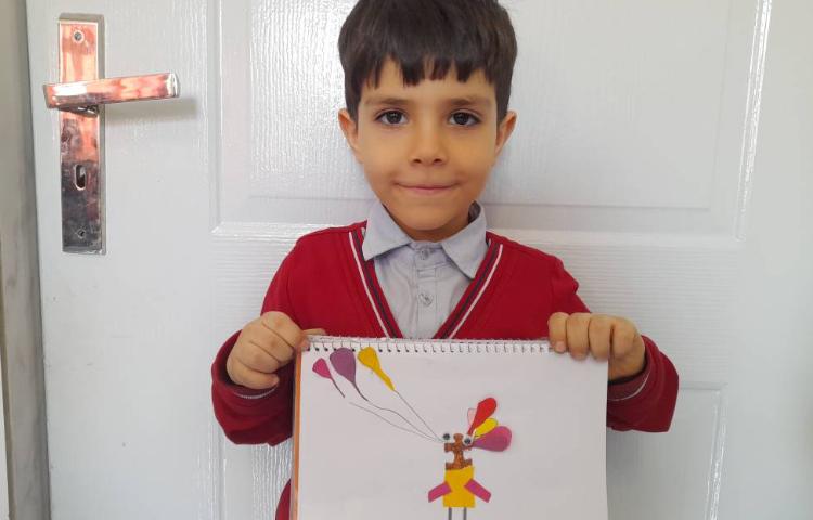 آموزش کلاژ و ایجاد اشکال ساده با کاغذ رنگی در نقاشی