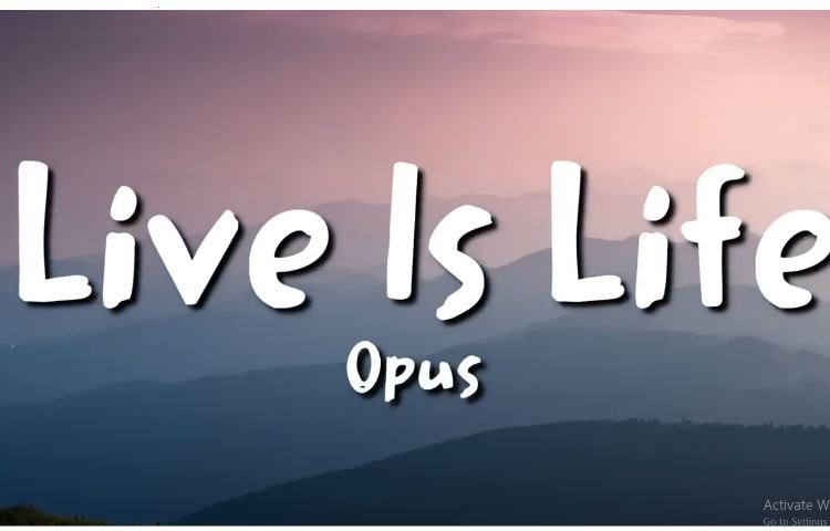 آهنگ Live is life