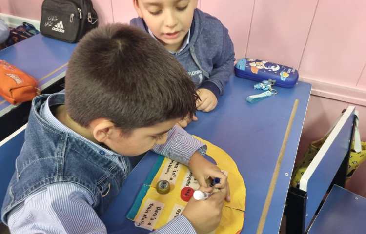 اتصال جملات با استفاده از حروف ربط but, and 1