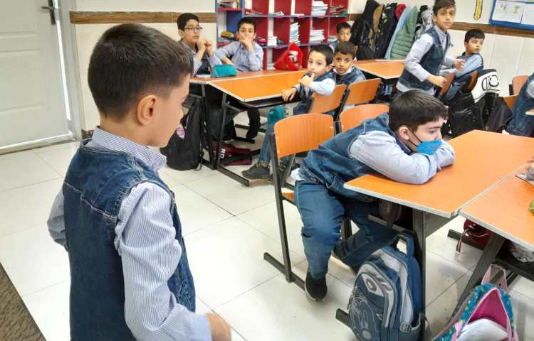 اتیکت - آموزش رفتارهای صحیح و ناصحیح آسانسور