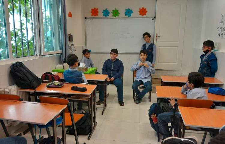 اتیکت -آموزش نحوه صحیح گرفتن چاپستیک 2