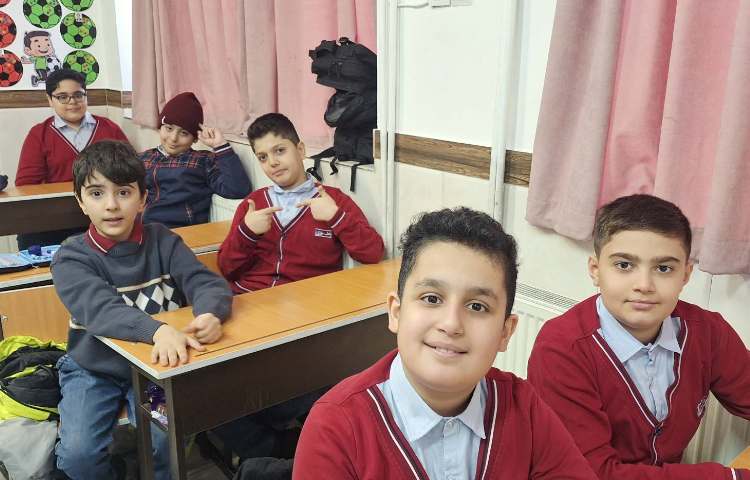 اتیکت - بازی گروهی 3