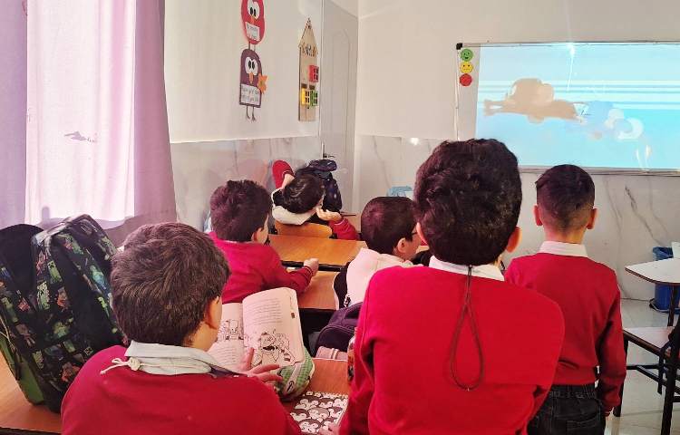 اتیکت -تماشای انیمیشن 1