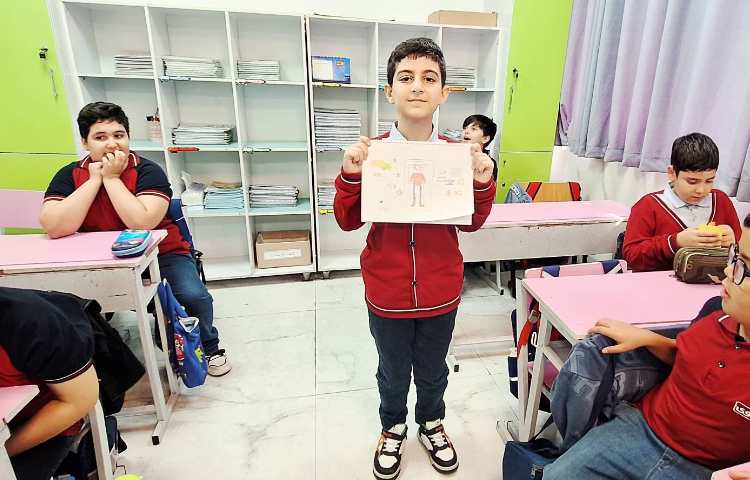 اتیکت - خلاقیت و حس خوب به دیگران نقاشی کشیدن، عکسها مربوط به تکالیف شون در مورد اتیکت بوده است 1