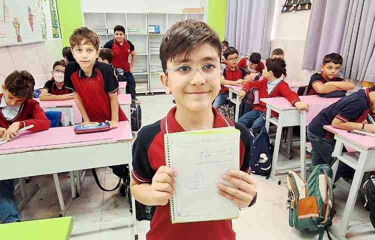 اتیکت - خلاقیت و حس خوب به دیگران نقاشی کشیدن، عکسها مربوط به تکالیف شون در مورد اتیکت بوده است 2