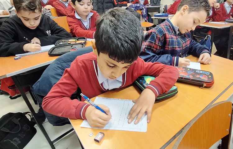 اتیکت - داستان از اتیکت 3