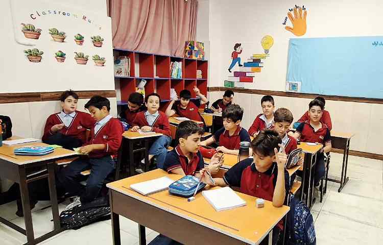 اتیکت در مترو ،سینما،مطب و کلمات جادویی 3