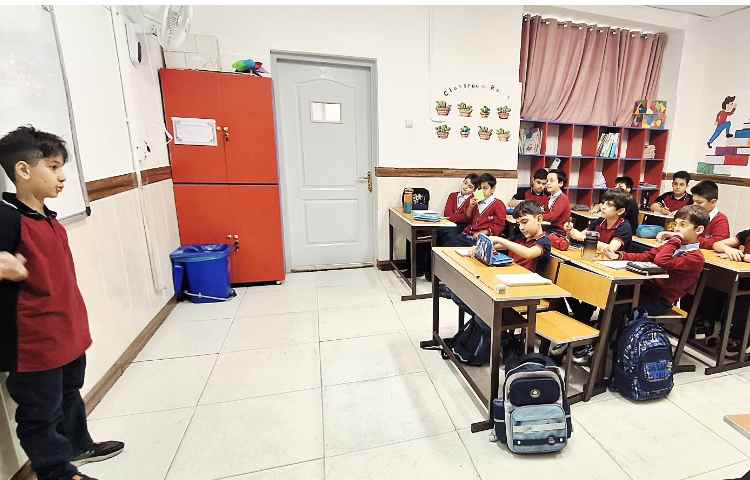 اتیکت در مترو ،سینما،مطب و کلمات جادویی